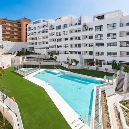 דירה Casa Rosa - Prime Location With Pool And Parking
